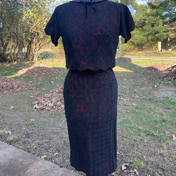 Vintage Ilene Ricky Three Piece Wiggle Cocktail Dress, Red and Black Lace Petite - Picture 4 of 14